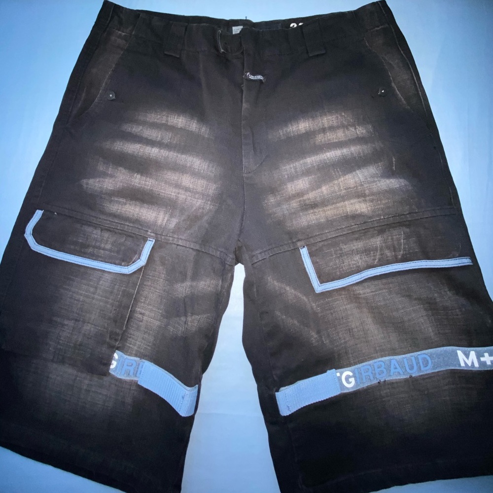 “GIRBAUD” denim shorts! (38)
